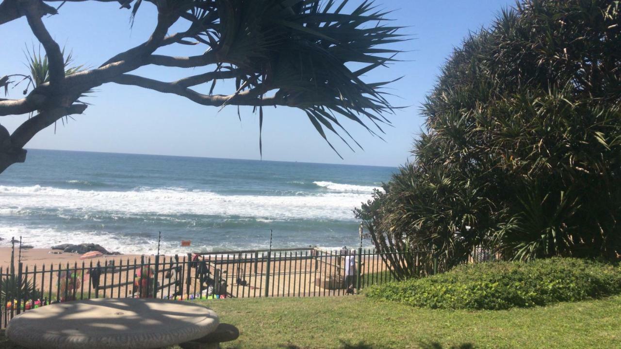 Apartment 9 Casablance Ballito~beach On Your Doorstep. Ballito